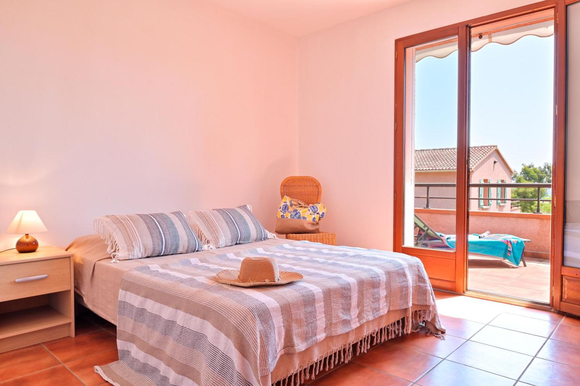 Hotel Pinea Mare Poggio Mezzana Esterno foto